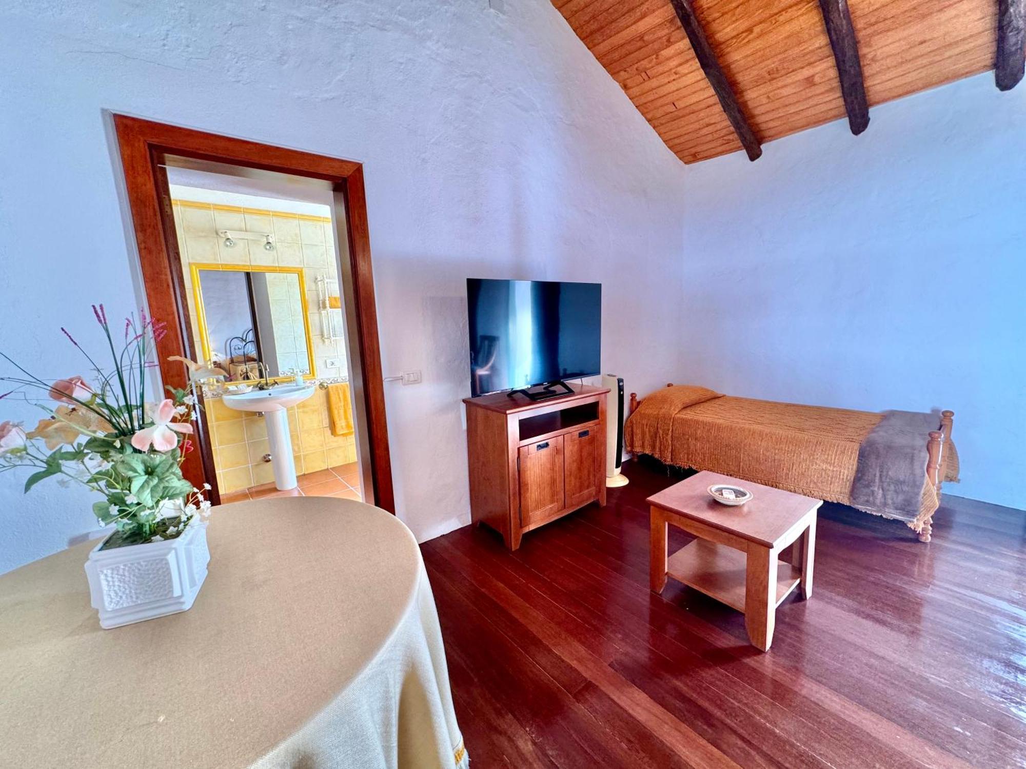 Guanche 'Casa Rural Canaria' ซานมิเกลเดียโบนา ภายนอก รูปภาพ